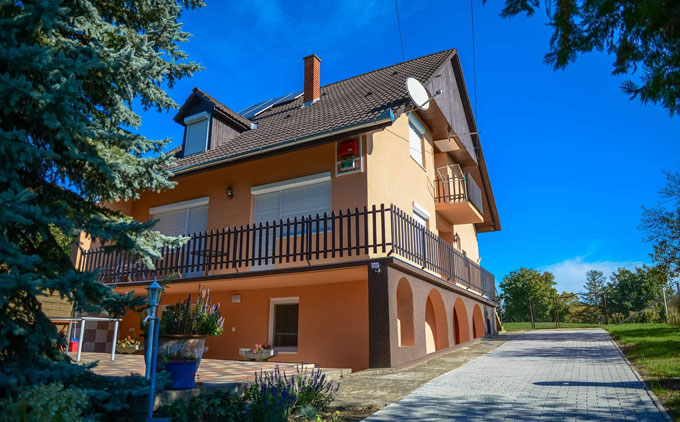 Fenyvesi Villa Fenyvesi Villa